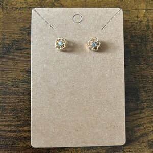 ❤️⭐ Gold Snowflake Earrings with Diamond